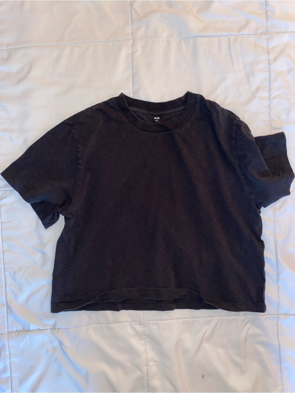 Uniqlo Gray Women's Cropped Tee